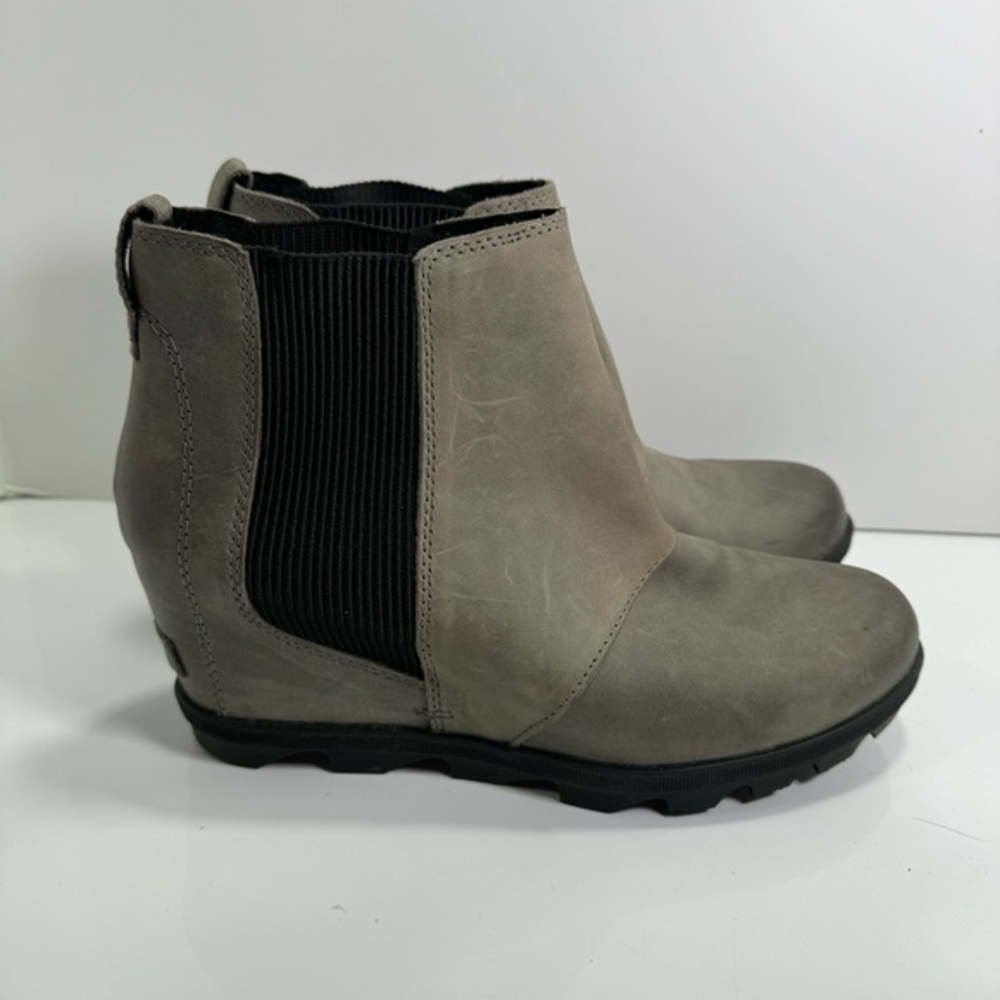 Sorel Women’s Boots sz 11 Joan of Arctic Waterpoof Nubuck Leather #G805